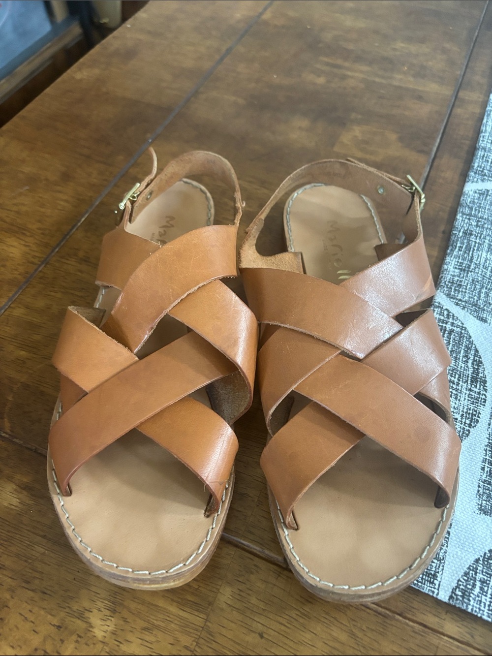 Women's Italian Leather Tan Crisscross Strap Sandals - Picture 2 of 7